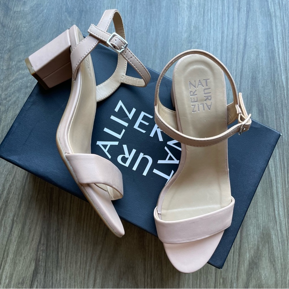 Naturalizer Bristol Nude Heels, Creme Brulee Dress Shoes Block Heel Ankle Strap
